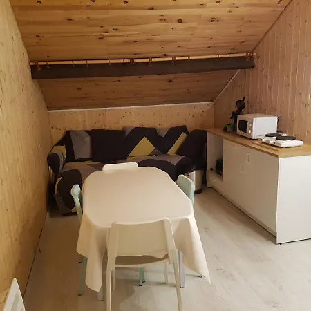 Dependance Privative Avec Jardin A 22 Mn De Paris Savigny-sur-Orge