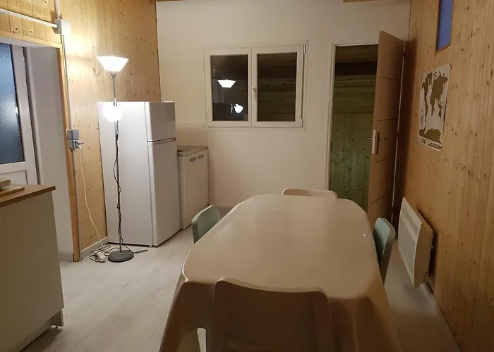 Dependance Privative Avec Jardin A 22 Mn De Paris *